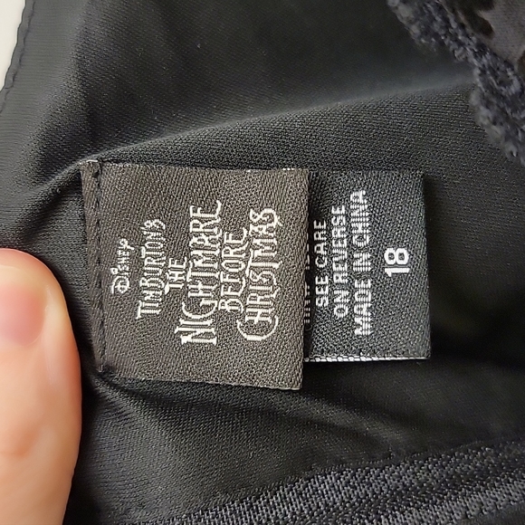 Disney Nightmare Before Christmas velvet flocked dress size 18. - Picture 5 of 5